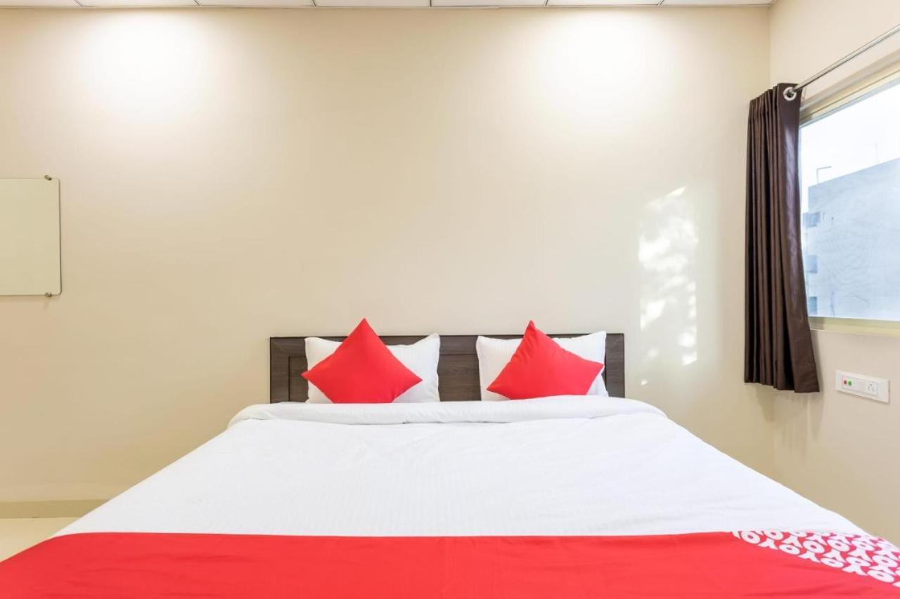 Jagtara Residency Indore Exterior foto