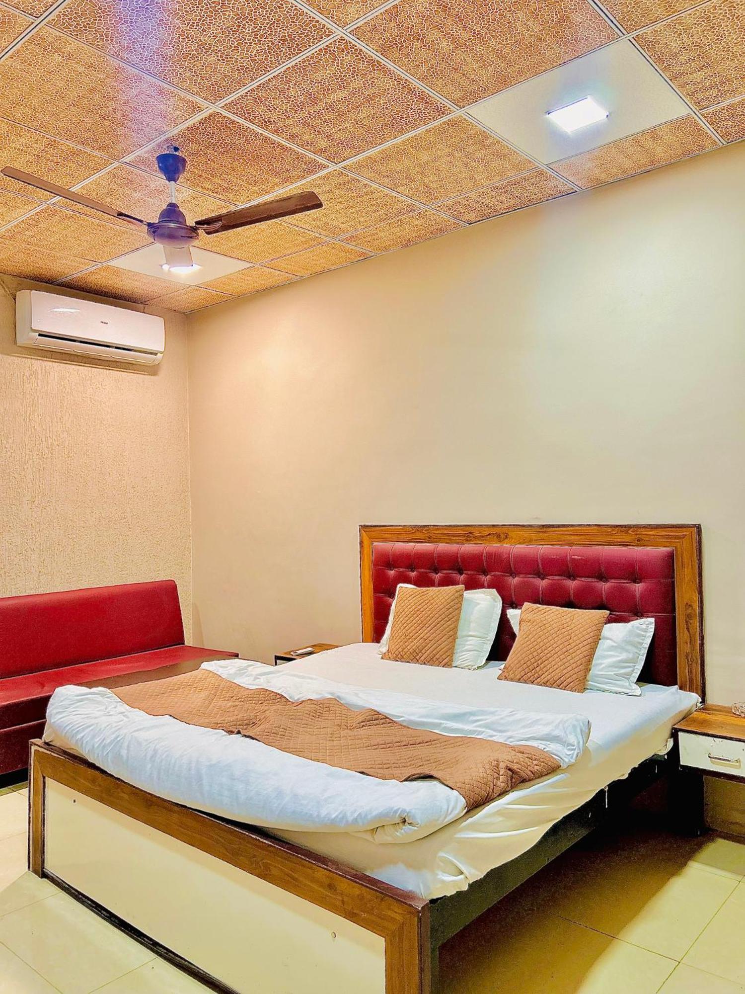 Jagtara Residency Indore Exterior foto
